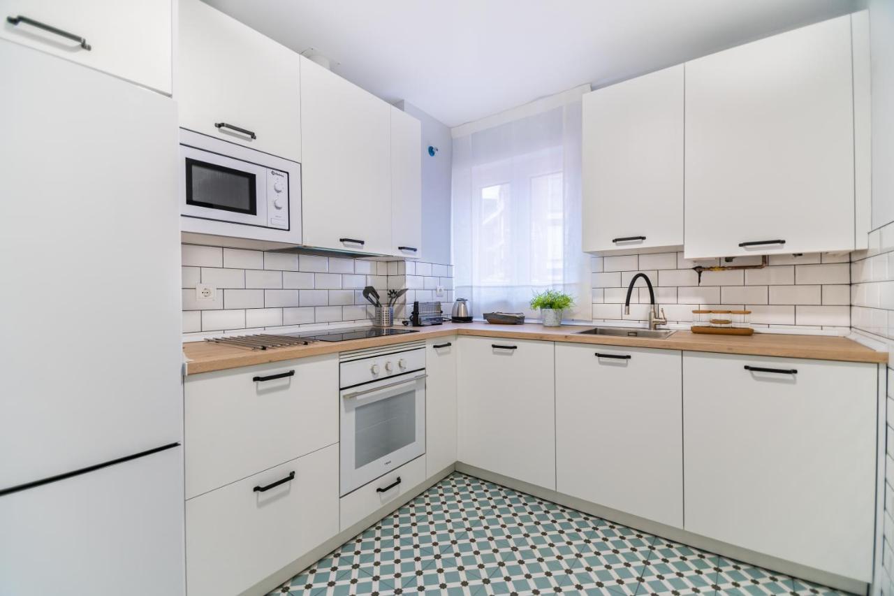 Villa Marta - Apartamentos Centricos Junto Al Mar Castro Urdiales Exteriér fotografie